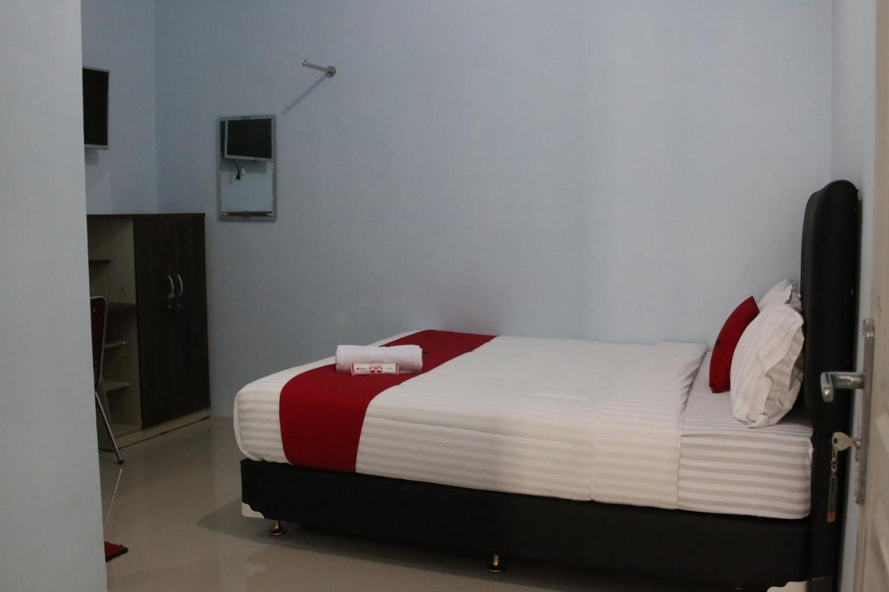 Reddoorz Syariah Near Suncity Mall Madiun Extérieur photo